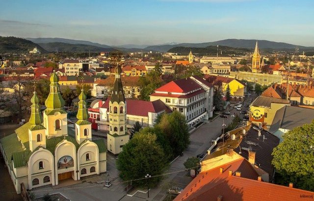 В якому з міст Закарпаття найбільший рівень доходів на людину