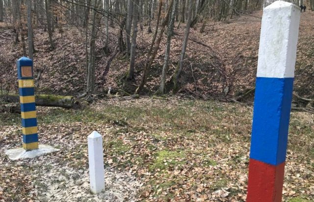 Словацька поліція похизувалася снігоходами та джипами, якими пильнують кордон з Україною (ФОТО)