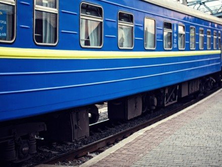 Поїзд Київ-Ужгород із 17 лютого буде курсувати щодня