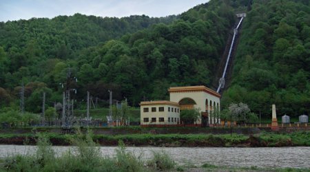 Теребле-Ріцька ГЕС — єдина у світі, яка споруджена на двох річках