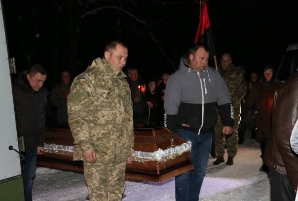 Контрактник з Тернопільщини помер у військовій частині в Мукачеві