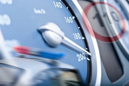 Водіям хочуть підвищити штрафи за перевищення швидкості