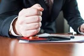 40 закарпатців постраждали від «чорних» нотаріусів