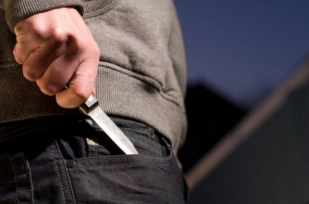 Моторошне вбивство: чоловік вдарив суперника ножем більше 10 разів