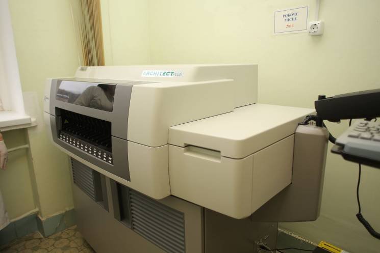 Онкохворі діти Західної України отримали життєво необхідний апарат