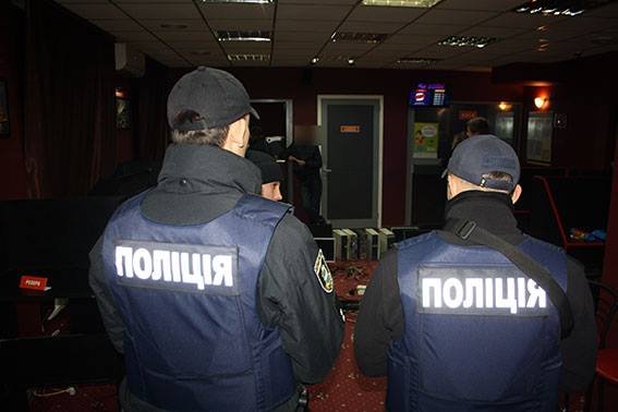 На Закарпатті організатора незаконного грального бізнесу оштрафують на 7,7 млн грн