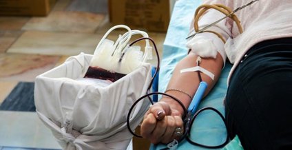 Кабмін вирішив поповнити бюджет за рахунок експорту крові українських донорів