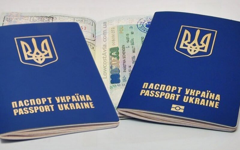Закарпатці і не тільки, плануючи виїзд за кордон, уважно готуйте документи