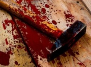 Закарпатка вночі до смерті забила молотком свою шестирічну доньку