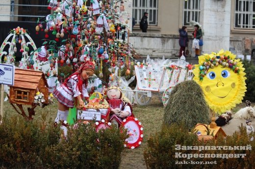 Великдень на Гуцульщині: Рахівщина представила унікальну композицію на "Воскресни, писанко!"