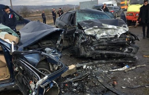 У ДТП на Тячівщині загинула людина, а двоє дітей потрапили до реанімації