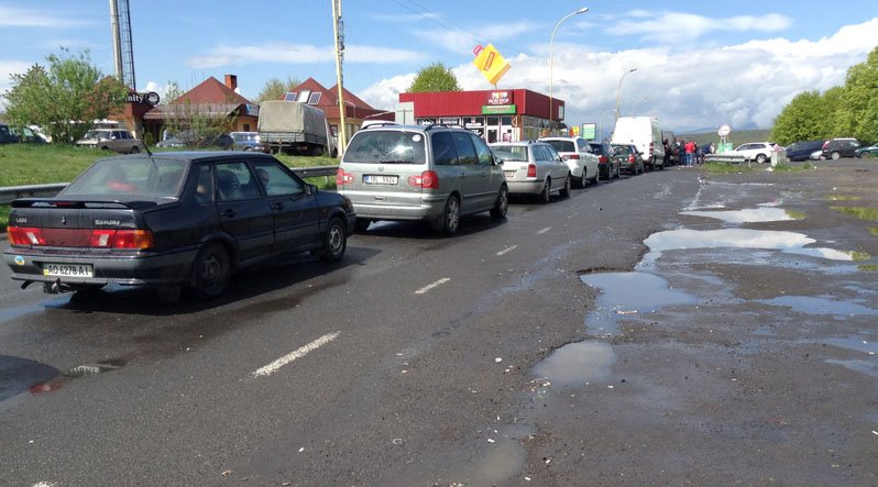 Закарпатські заробітчани масово повертаються на батьківщину