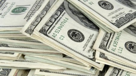 "Чорна” п’ятниця приготувала українцям сюрприз на вихідні: що буде з доларом