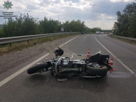 Розрив легенів, ампутація та зупинка серця: усе про стан потерпілих у страшній аварії біля Мукачева