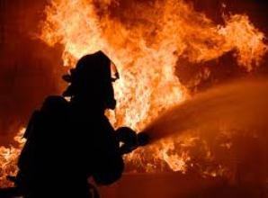 На Тячівщині вночі загорівся будинок