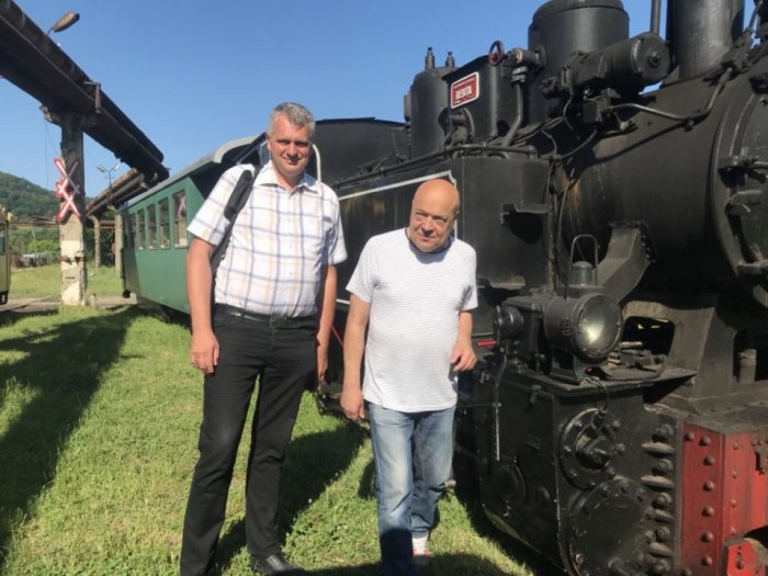 Голова Закарпатської ОДА Геннадій Москаль замовив в Румунії для Боржавської вузькоколійки два відреставровані вагони та паровоз