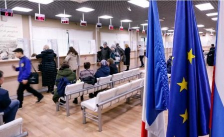 Українцям пригрозили депортацією