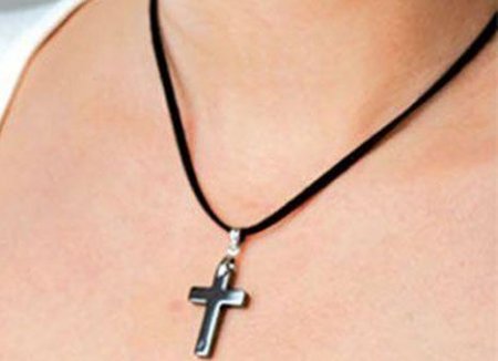 Сім заборон пов’язаних з натільним хрестиком: варто знати кожному