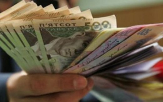 Яку мінімальну зарплату отримують в Україні та інших пострадянських країнах