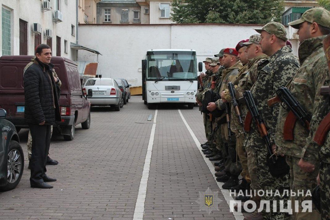 Закарпатські поліцейські вирушили у зону проведення операції об’єднаних сил