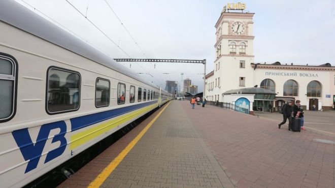 Потяг "Чотири столиці" рушив: скільки триває та коштує подорож
