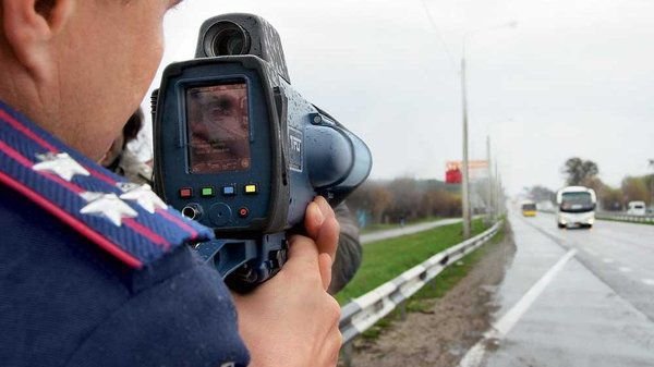 На дороги України знову повернуть радари контролю швидкості TruCAM