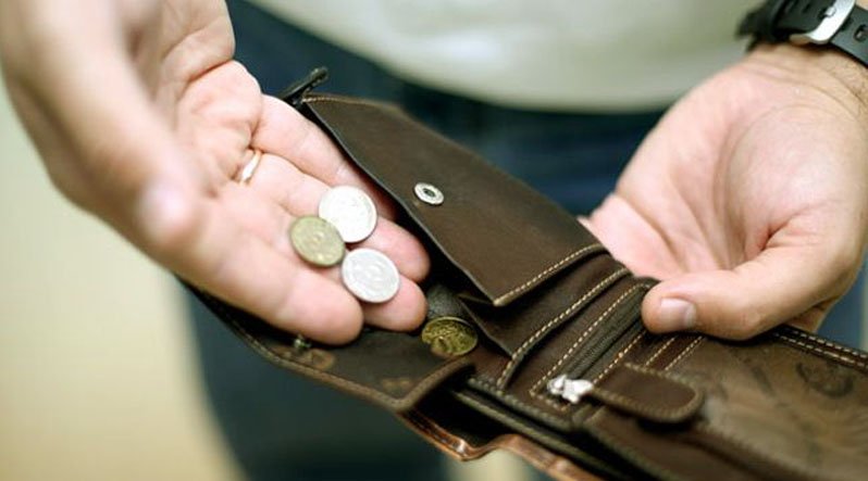 Із лідерів за рівнем зростання зарплат Закарпаття скотилося до лідерів із заборгованих