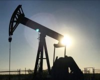 Дорогий бензин і дешева гривня: як на Україну вплине висока ціна на нафту