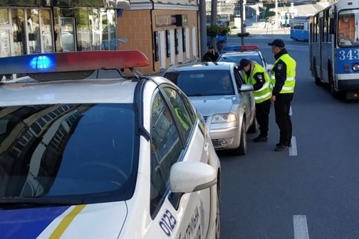 Сьогодні закарпатські патрульні почнуть штрафувати за перевищення швидкості