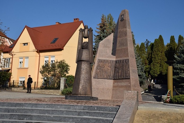 У День всіх святих в Ужгороді урочисто відкриють Меморіал загиблим воїнам АТО