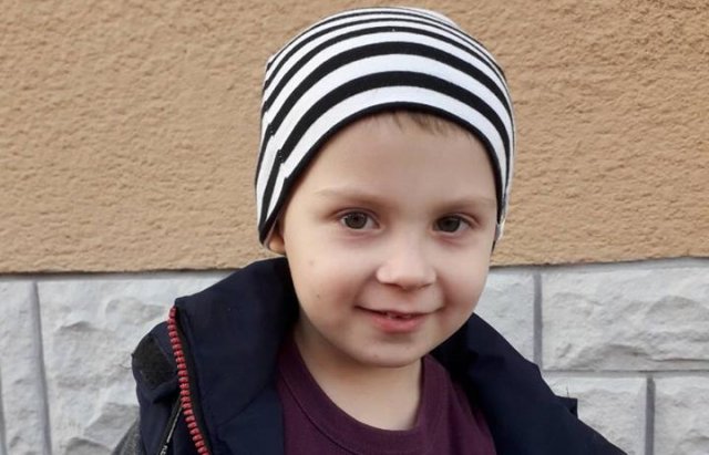У Мукачеві розшукали батьків хлопчика якого виявили на вулиці (ФОТО, Оновлено)