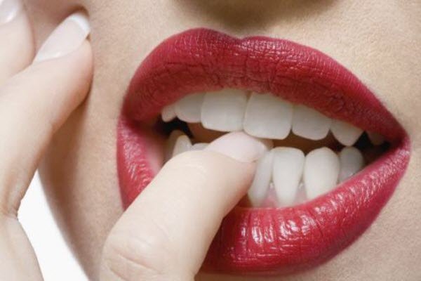 Вчені здивували заявою про те, що гризти нігті дуже корисно