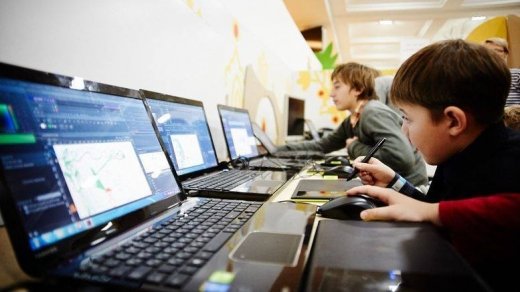 Школи хочуть забезпечити доступом до Інтернету до 2020