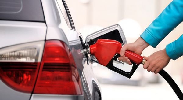 В Україні знизилися ціни на паливо, найбільше подешевшав бензин А-95 і дизель