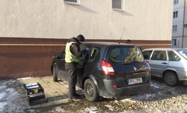 В Ужгороді злодії грабують автомобілі
