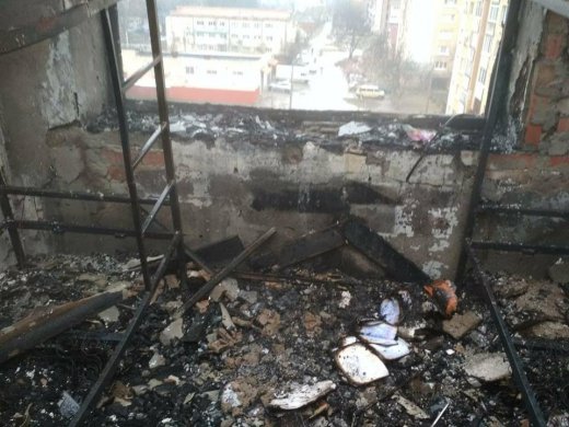 Пожежа в ужгородському гуртожитку: офіційна інформація від рятувальників (ФОТО)