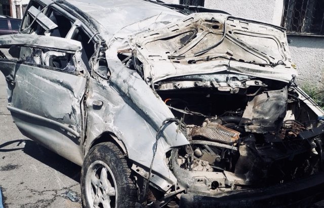 Авто зім'яло в брухт: Оприлюднено відео з місця смертельної ДТП на Рахівщині
