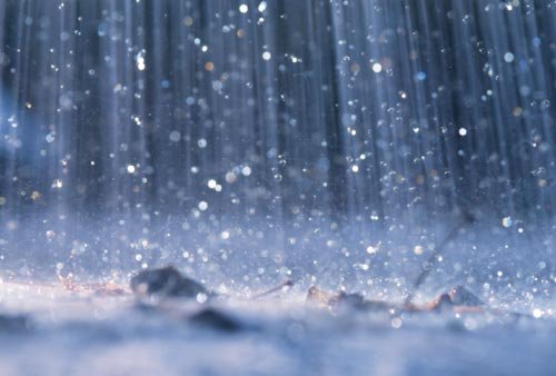 Рятувальники попереджають: на Закарпаття сунуть сильні зливи та грози