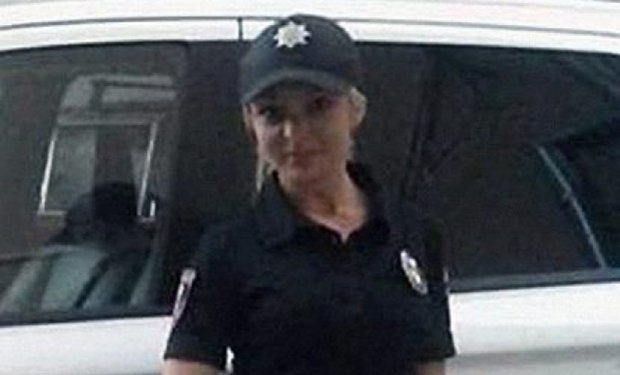 Скандал навколо загадкової смерті дівчини-поліцейської на Закарпатті