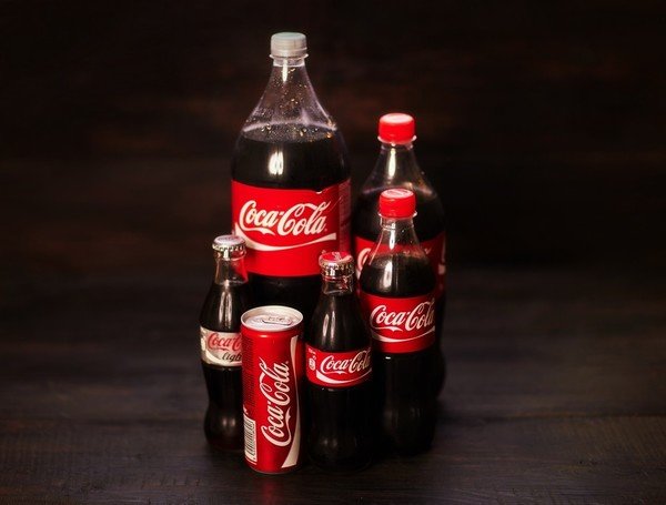 «Кока-Кола» просто необхідна в кожному будинку, адже вона здатна переробити стільки корисних справ