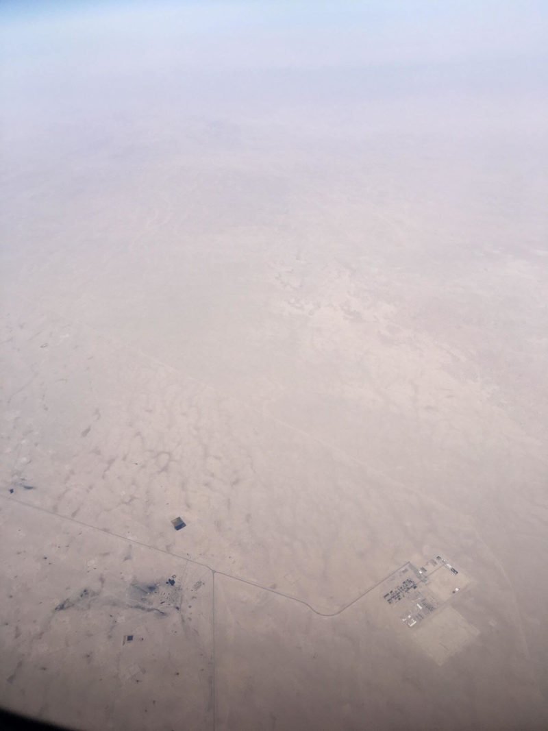 Закарпатець зняв з борту літака територію Іраку, яку не покажуть по телебаченню