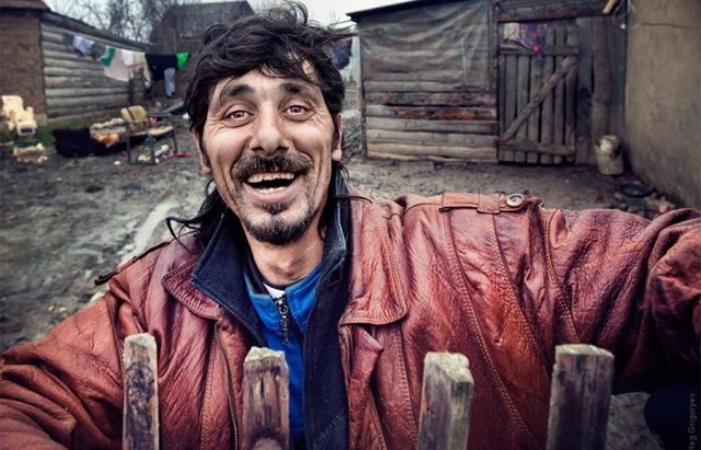 Цифра дня: в Україні проживає 100 тисяч ромів