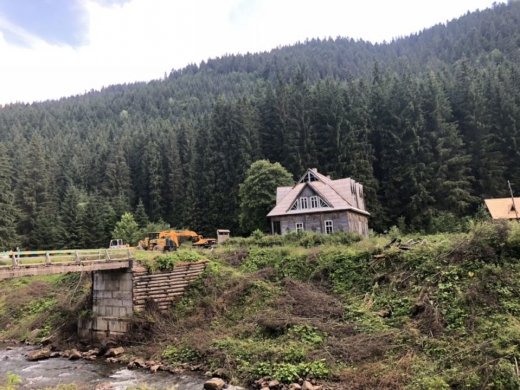 Геннадій Москаль проінспектував початок реконструкції Музею лісу і сплаву на Чорній ріці