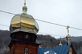 На Закарпаттi Московський патріархат хоче захопити храм, громада якого вирiшила ввійти до складу УПЦ