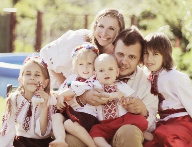 Багатодітним родинам виплачуватимуть додаткові півтори тисячі гривень на кожну дитину