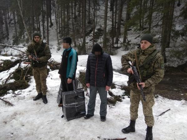 Двоє українців намагались перемістити сигарети до Румунії