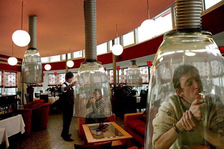 Кафе, ресторани і не тільки перевірятимуть на наявність окремих місць для куріння (Постанова)