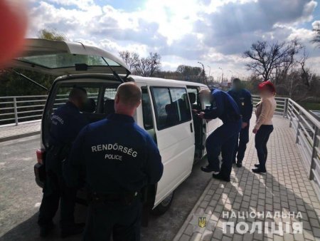 Із Закарпаття екстрадували до Угорщини затриманого під час спроби втечі у Львові розшукуваного злочинця (+ФОТО)