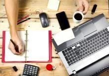 Які дії необхідно здійснити підприємцю для зняття з обліку в податковій інспекції?
