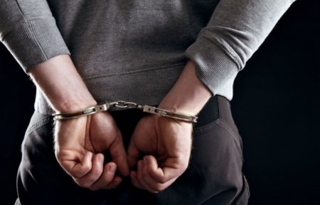 Закарпатцям, які напали на охоронця складу, загрожує до 10 років в'язниці